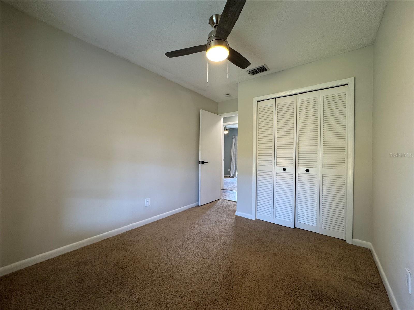 8913 WOOD LAKE COURT, New Port Richey, FL 34653