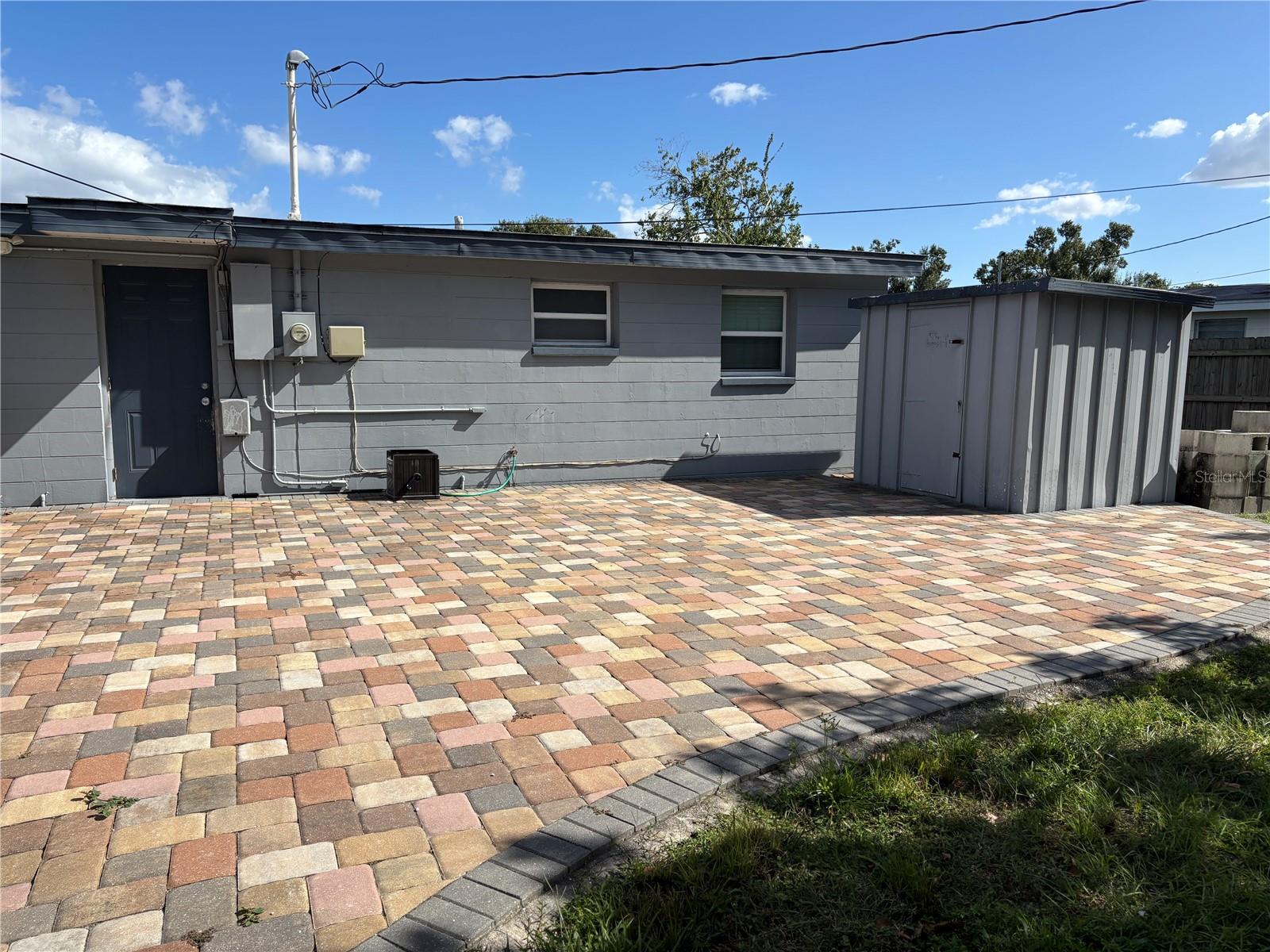 8200 93RD AVENUE, Seminole, FL 33777