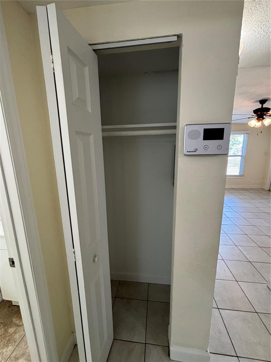 8200 93RD AVENUE, Seminole, FL 33777