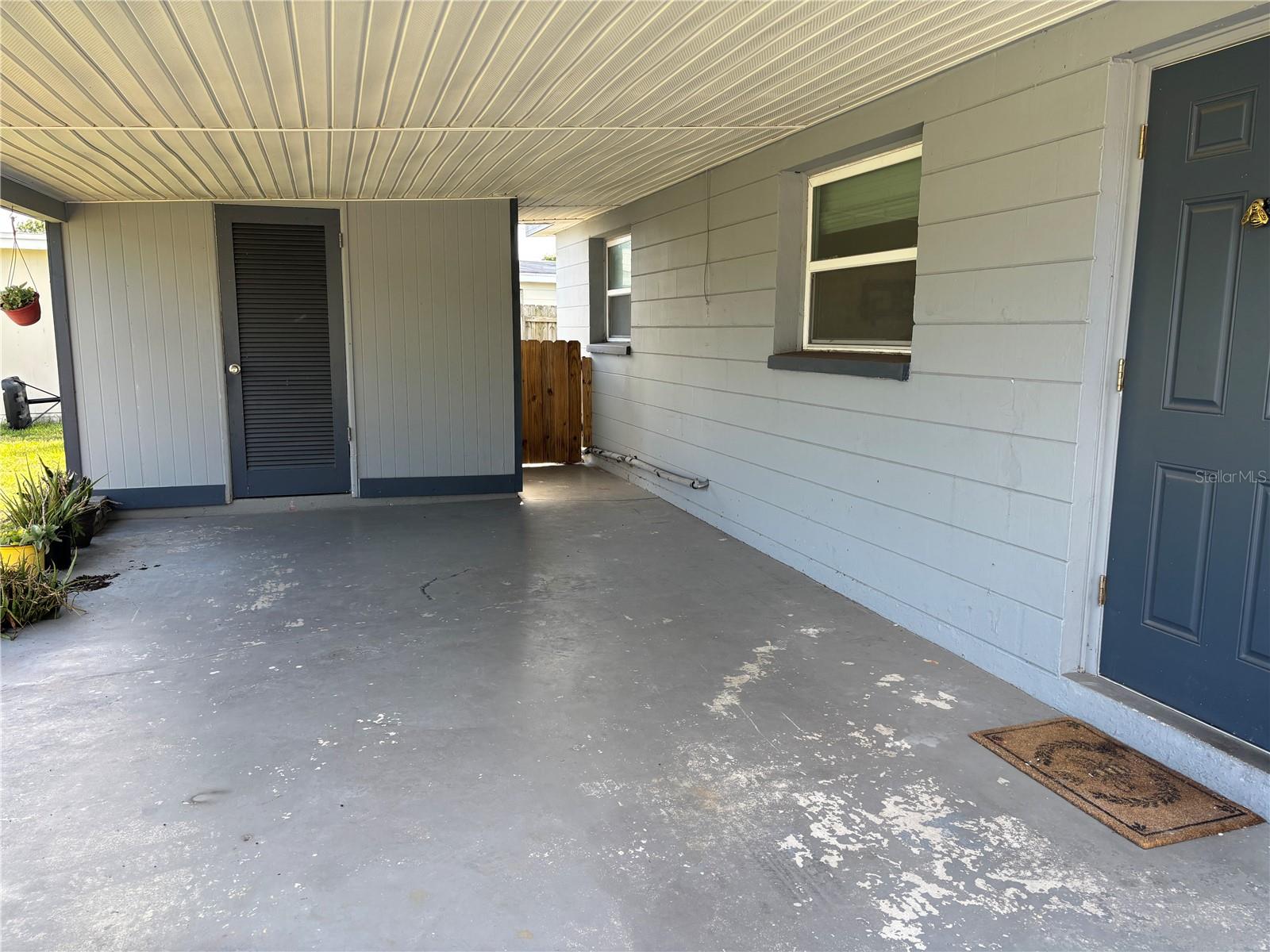 8200 93RD AVENUE, Seminole, FL 33777