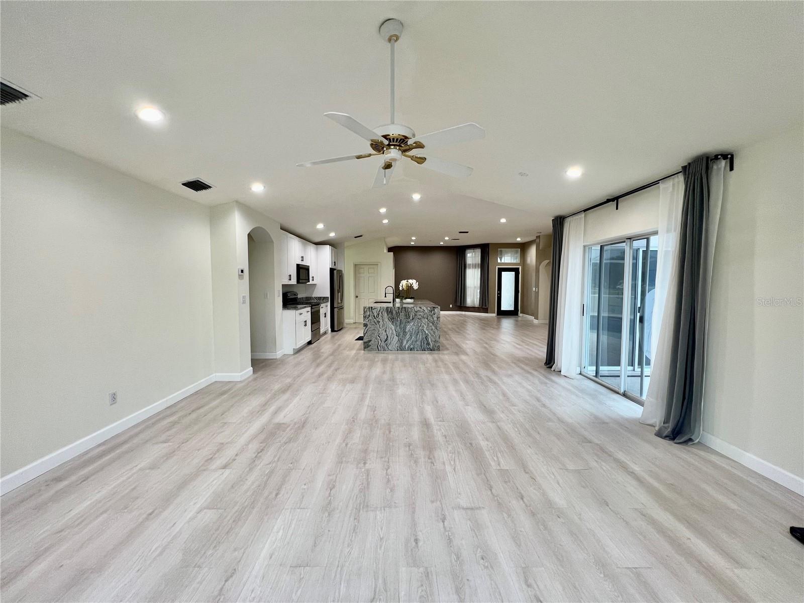915 TUSCANNY STREET, Brandon, FL 33511