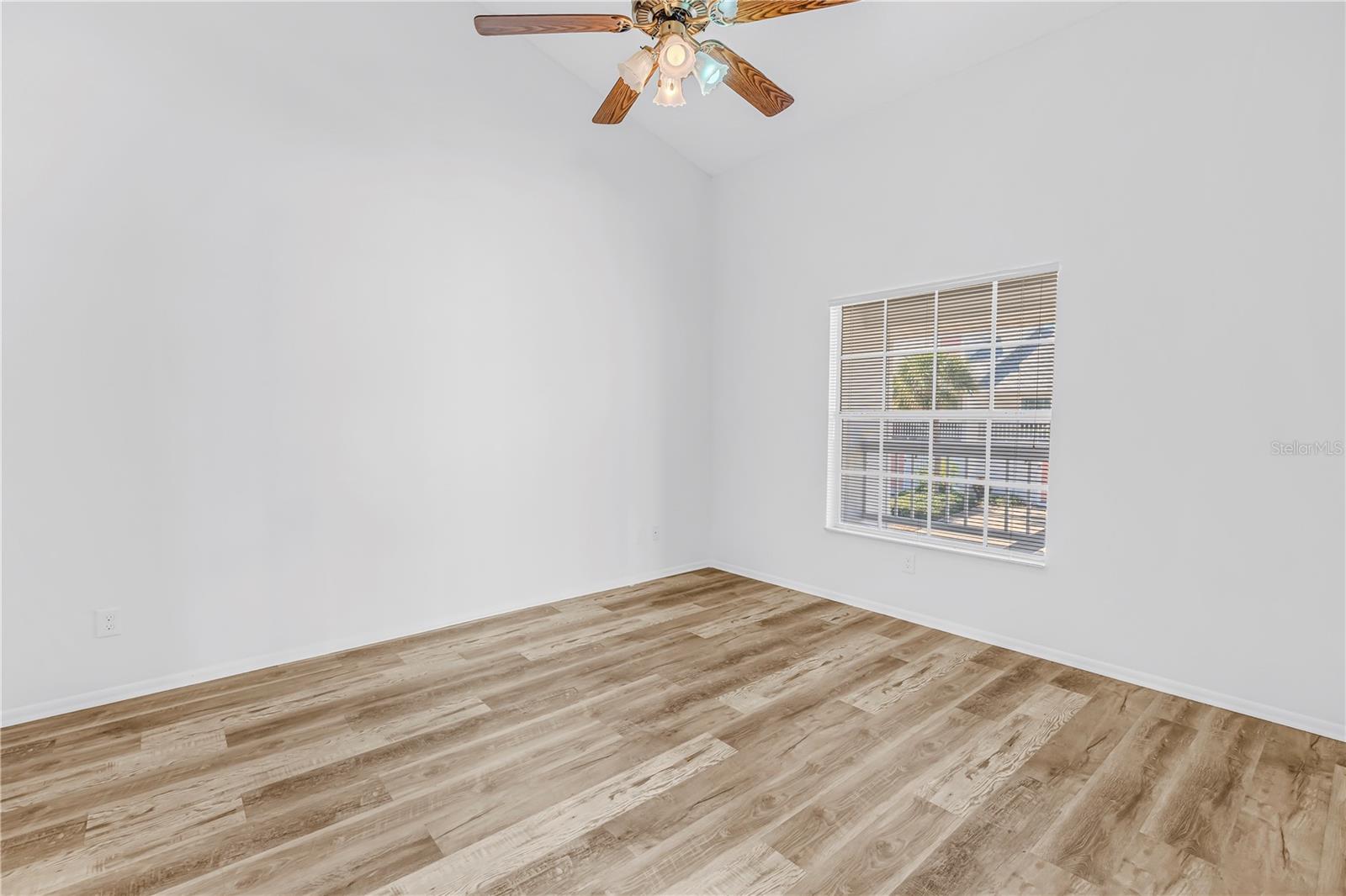 159 SUN ISLE CIR, Treasure Island, FL 33706