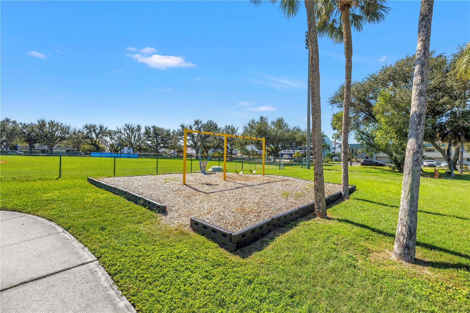 159 SUN ISLE CIR, Treasure Island, FL 33706