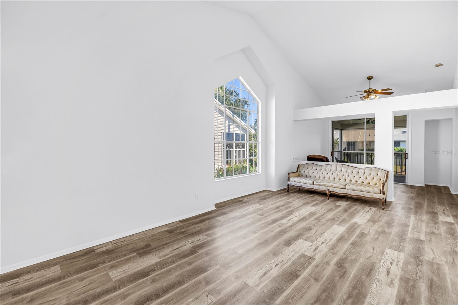 159 SUN ISLE CIR, Treasure Island, FL 33706