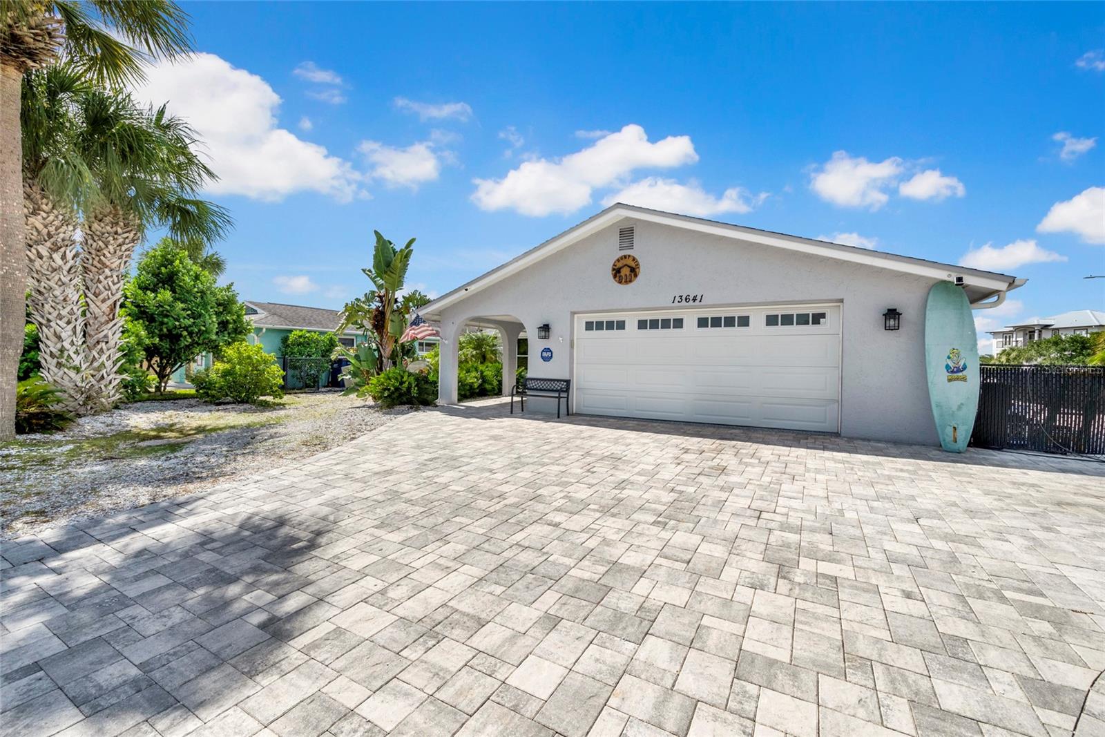 Pavered Circular Driveway Pavered Circular Driveway