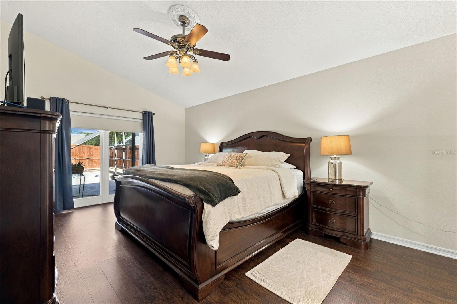 8708 CHARMING KNOLL COURT, Tampa, FL 33635