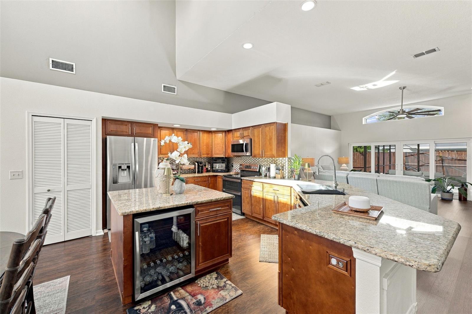 8708 CHARMING KNOLL COURT, Tampa, FL 33635