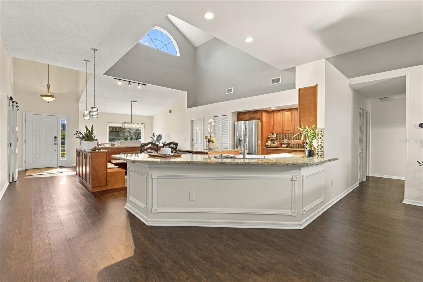 8708 CHARMING KNOLL COURT, Tampa, FL 33635