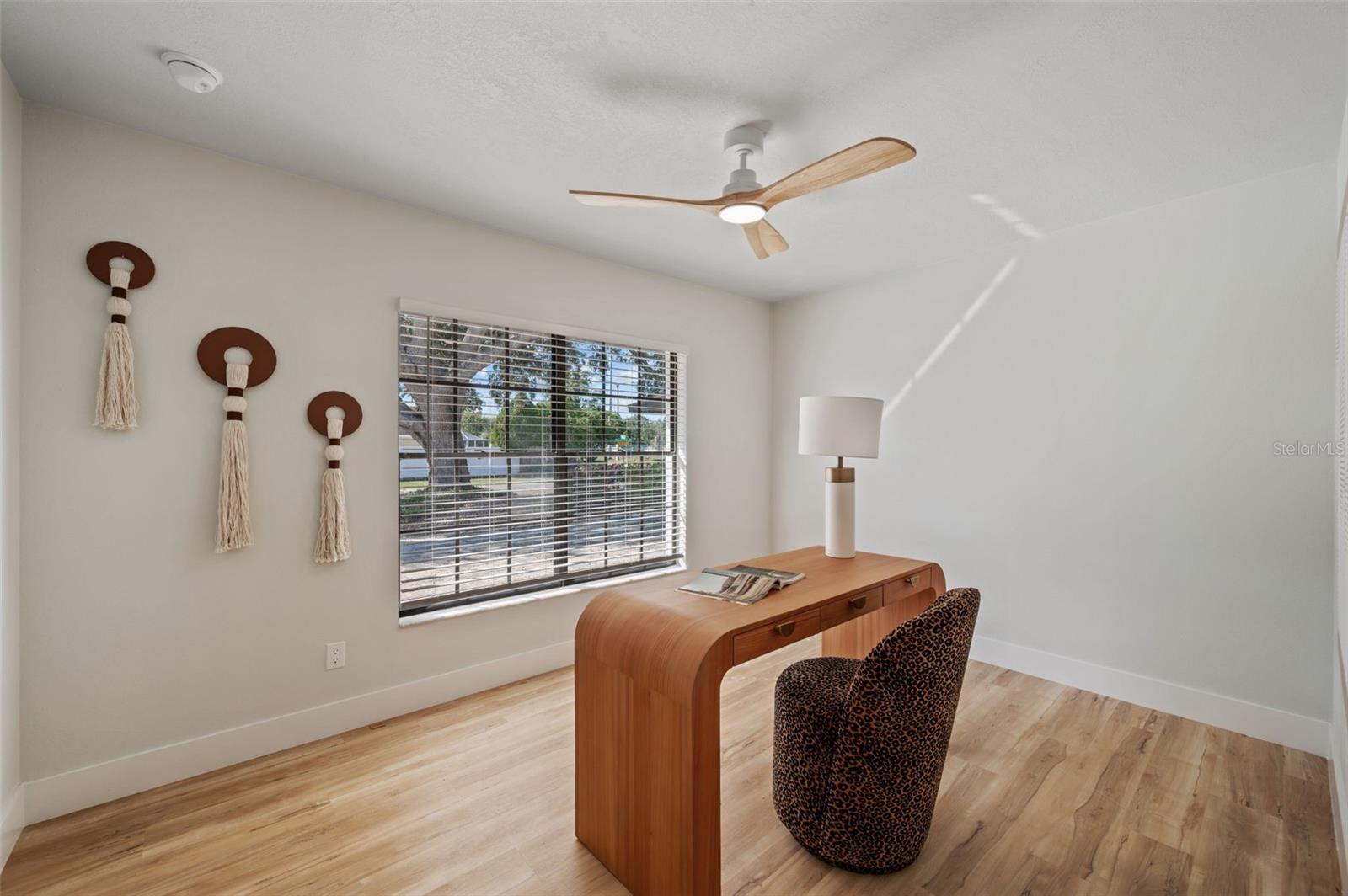 16611 ROUND OAK DRIVE, Tampa, FL 33618