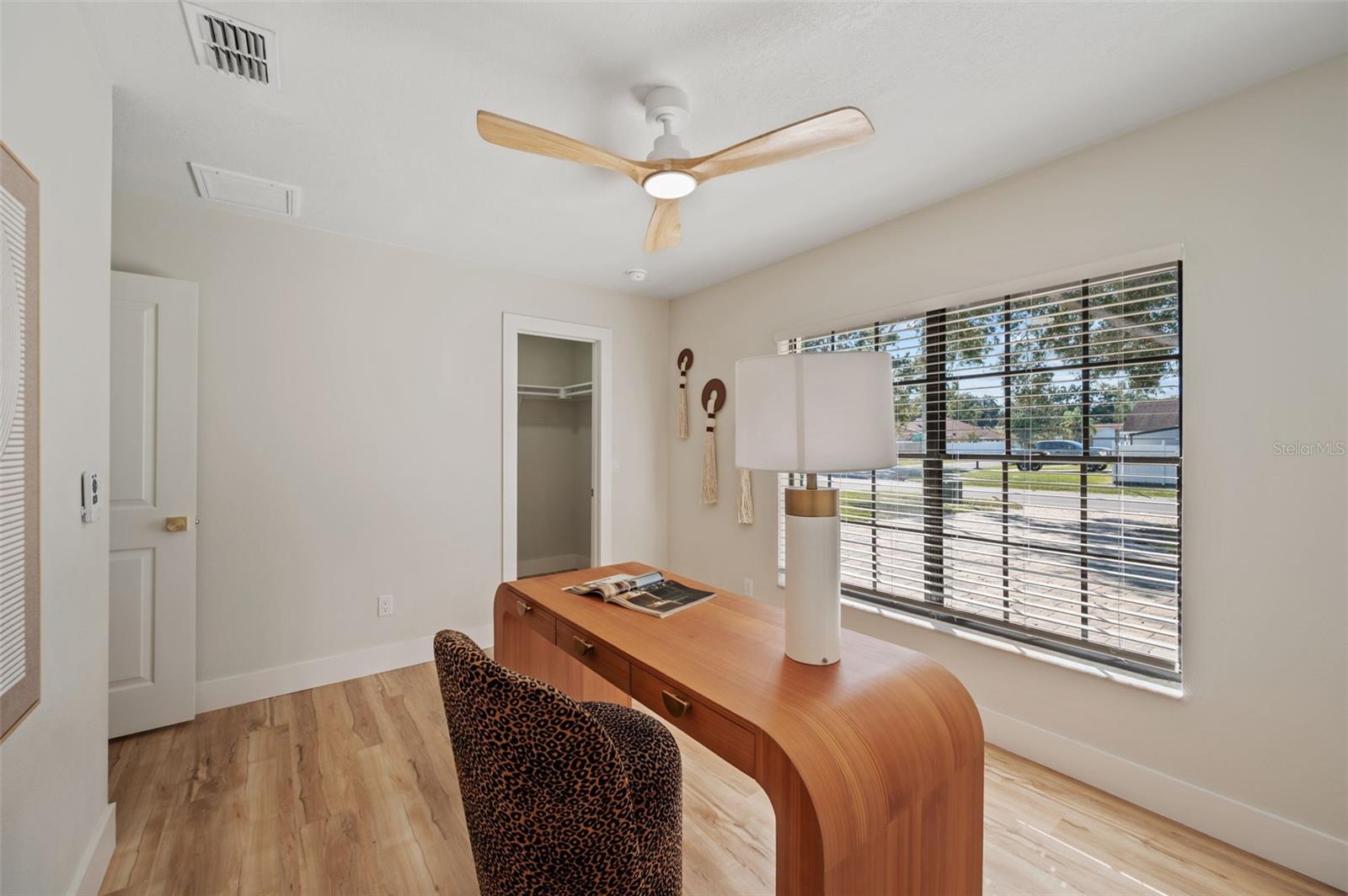 16611 ROUND OAK DRIVE, Tampa, FL 33618