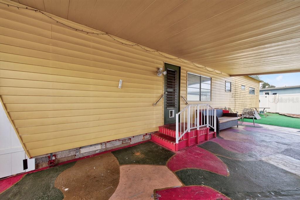 1744 HOYLE DRIVE, Holiday, FL 34691