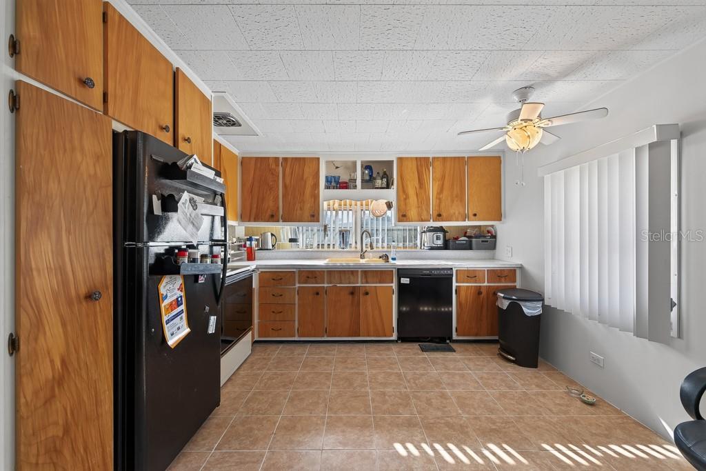1744 HOYLE DRIVE, Holiday, FL 34691