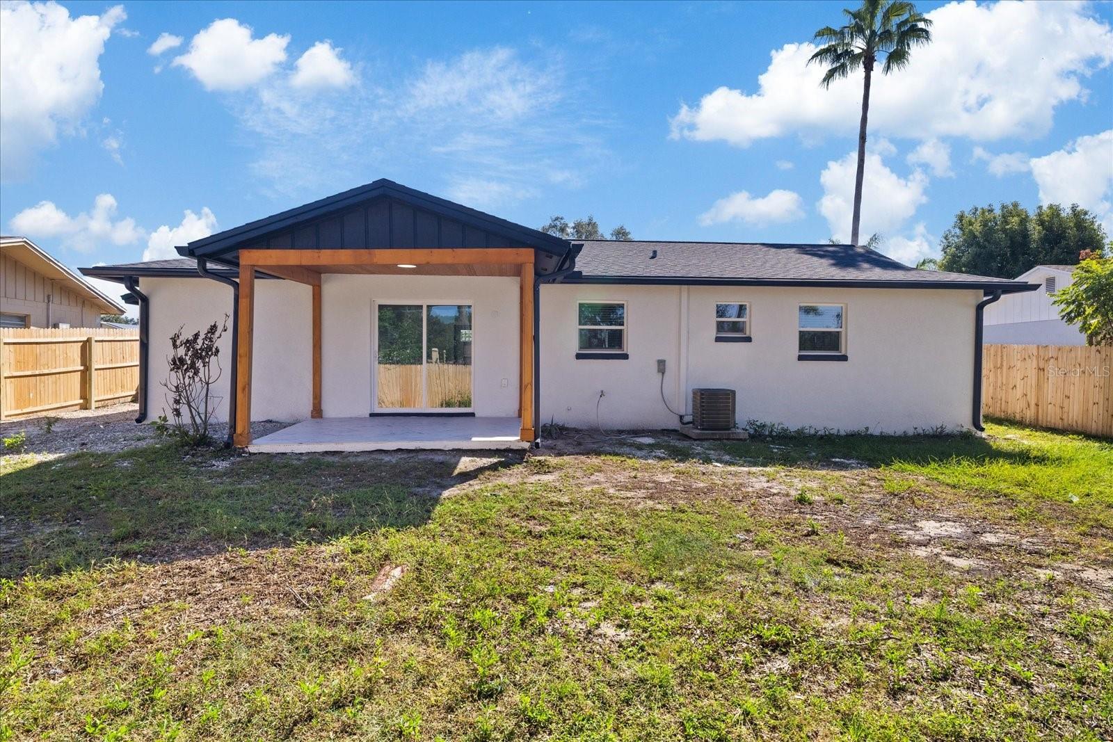 517 FALKIRK AVENUE, Valrico, FL 33594