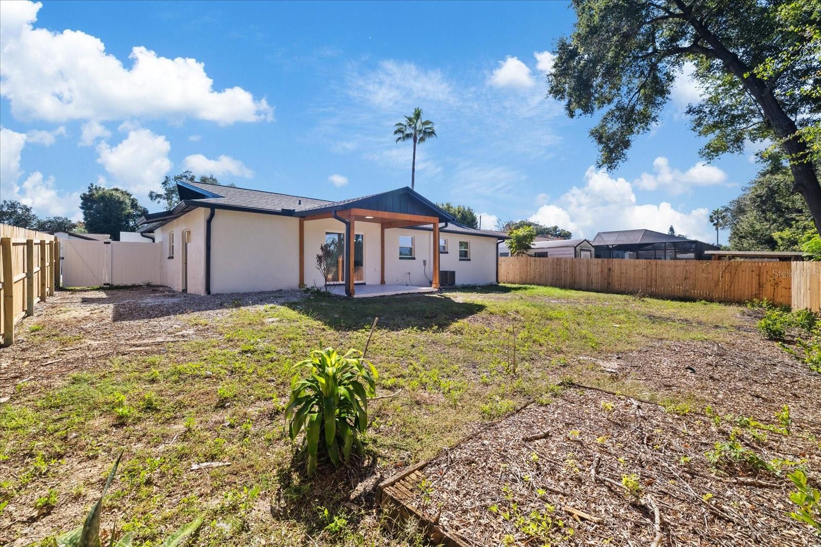 517 FALKIRK AVENUE, Valrico, FL 33594