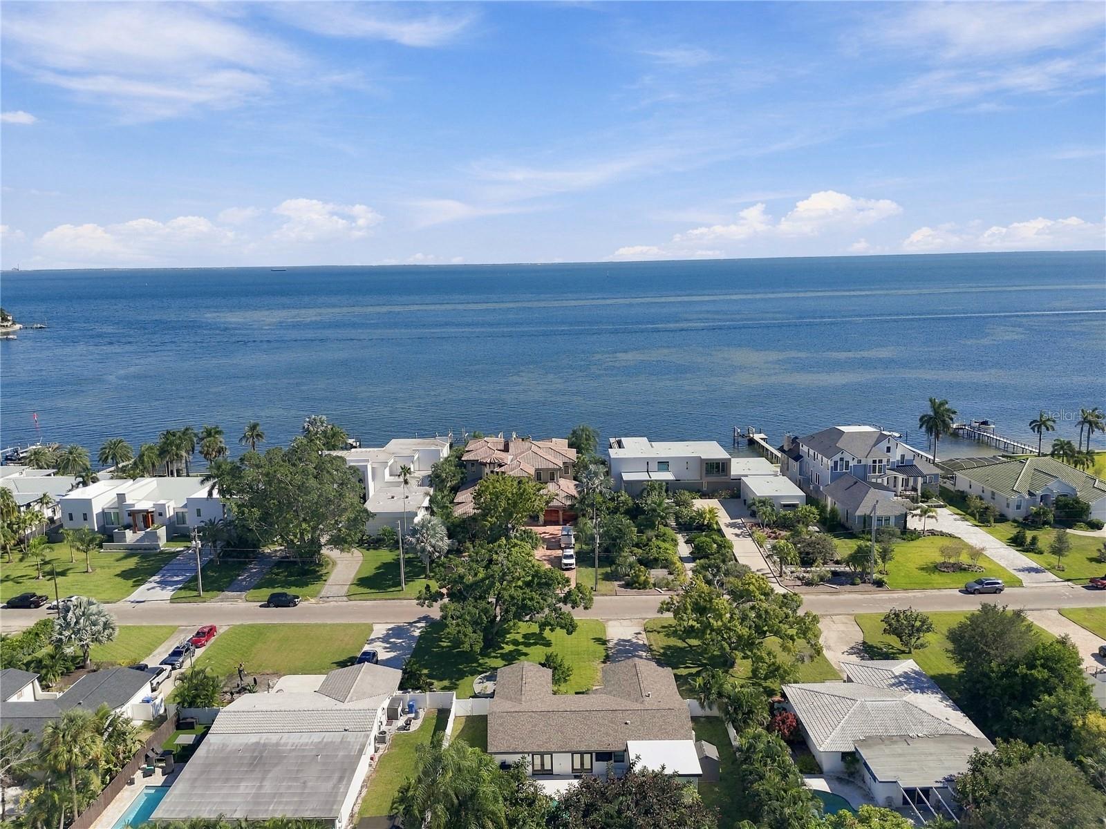 4600 BAYSHORE BOULEVARD NE, St Petersburg, FL 33703