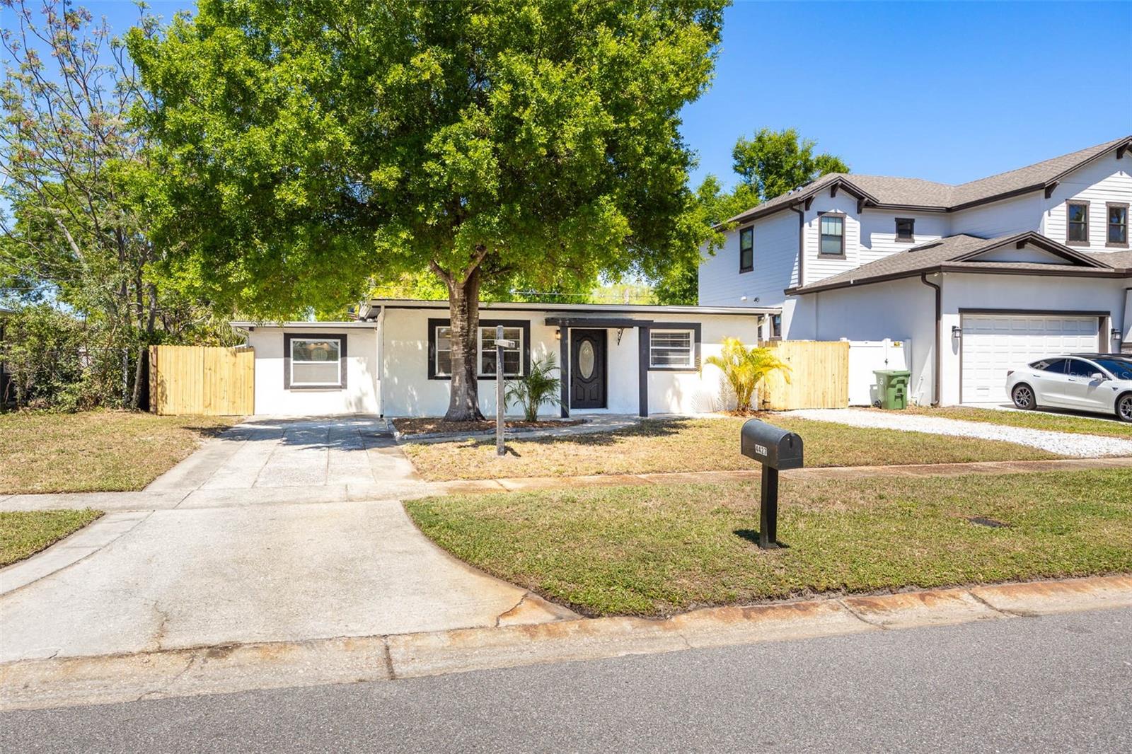 4427 W OKLAHOMA AVENUE, Tampa, FL 33616