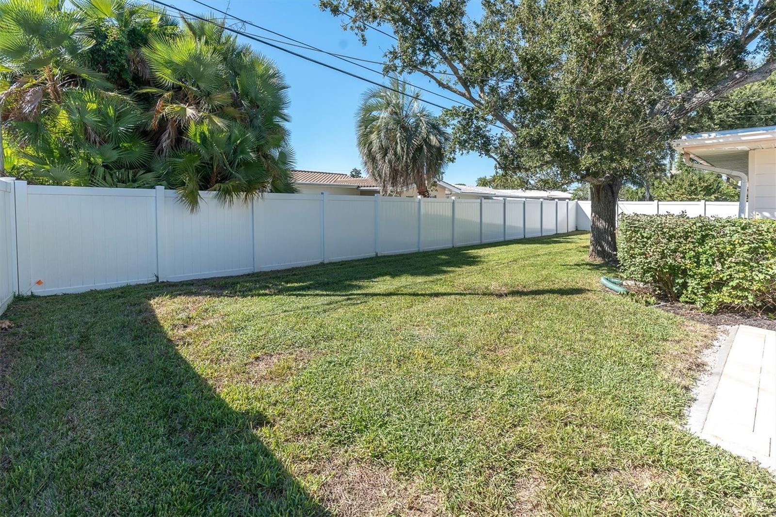 10248 IMPERIAL POINT DRIVE E, Largo, FL 33774