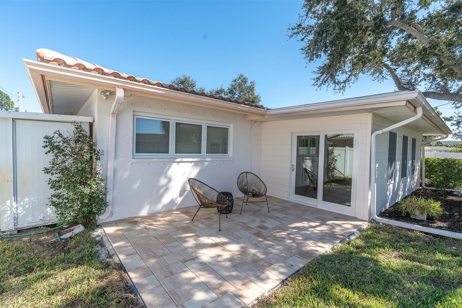 10248 IMPERIAL POINT DRIVE E, Largo, FL 33774