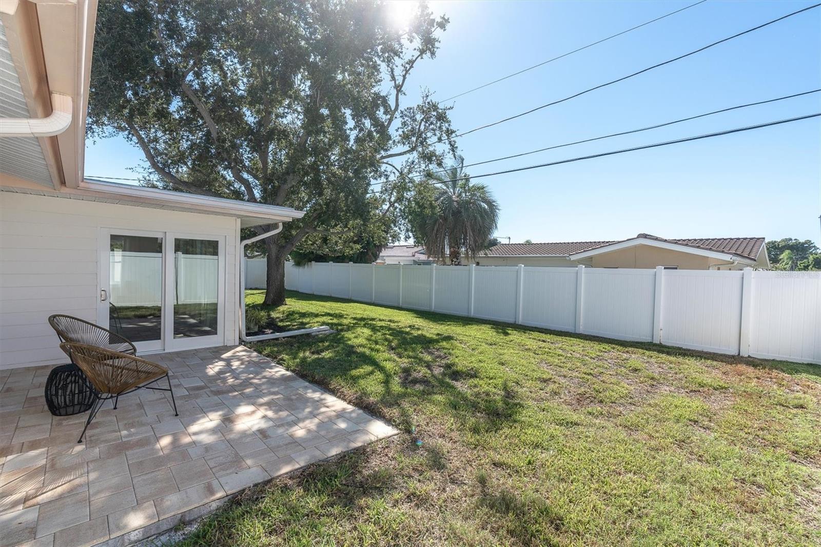 10248 IMPERIAL POINT DRIVE E, Largo, FL 33774