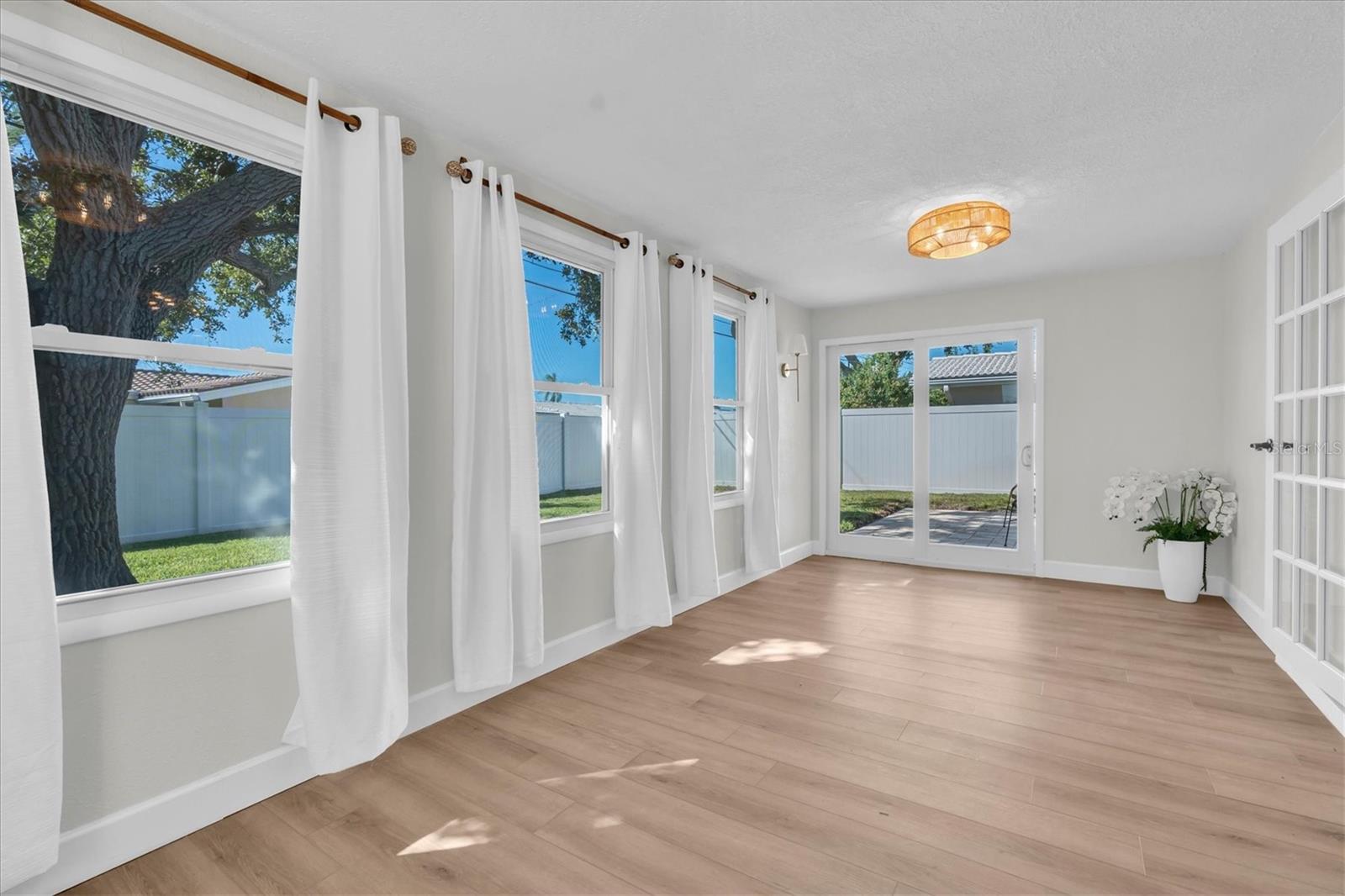 10248 IMPERIAL POINT DRIVE E, Largo, FL 33774