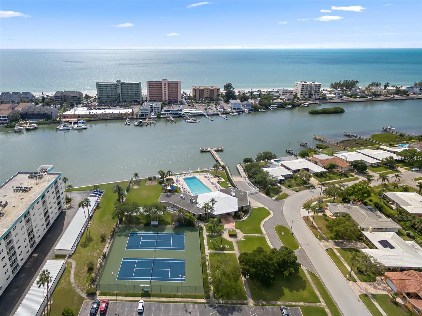 10248 IMPERIAL POINT DRIVE E, Largo, FL 33774