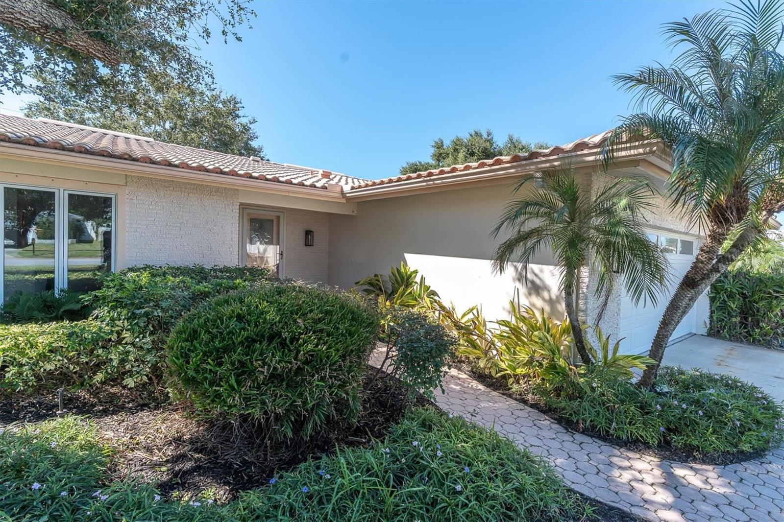 10248 IMPERIAL POINT DRIVE E, Largo, FL 33774 10248 IMPERIAL POINT DRIVE E, Largo, FL 33774