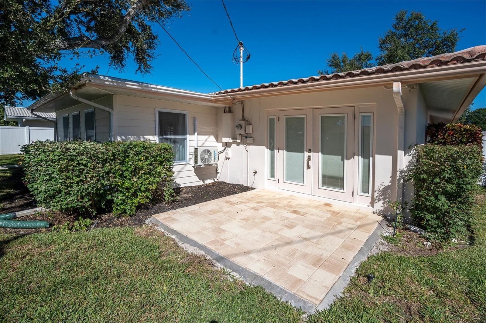 10248 IMPERIAL POINT DRIVE E, Largo, FL 33774