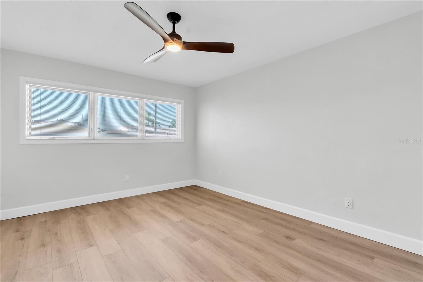 10248 IMPERIAL POINT DRIVE E, Largo, FL 33774