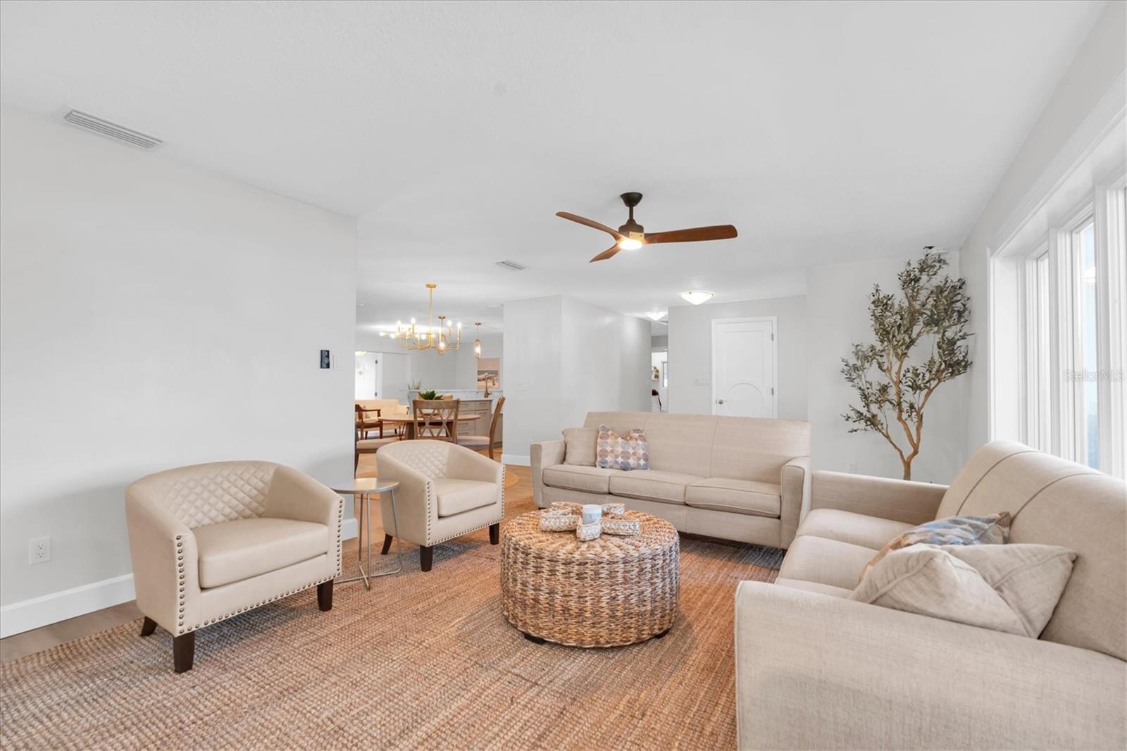 10248 IMPERIAL POINT DRIVE E, Largo, FL 33774