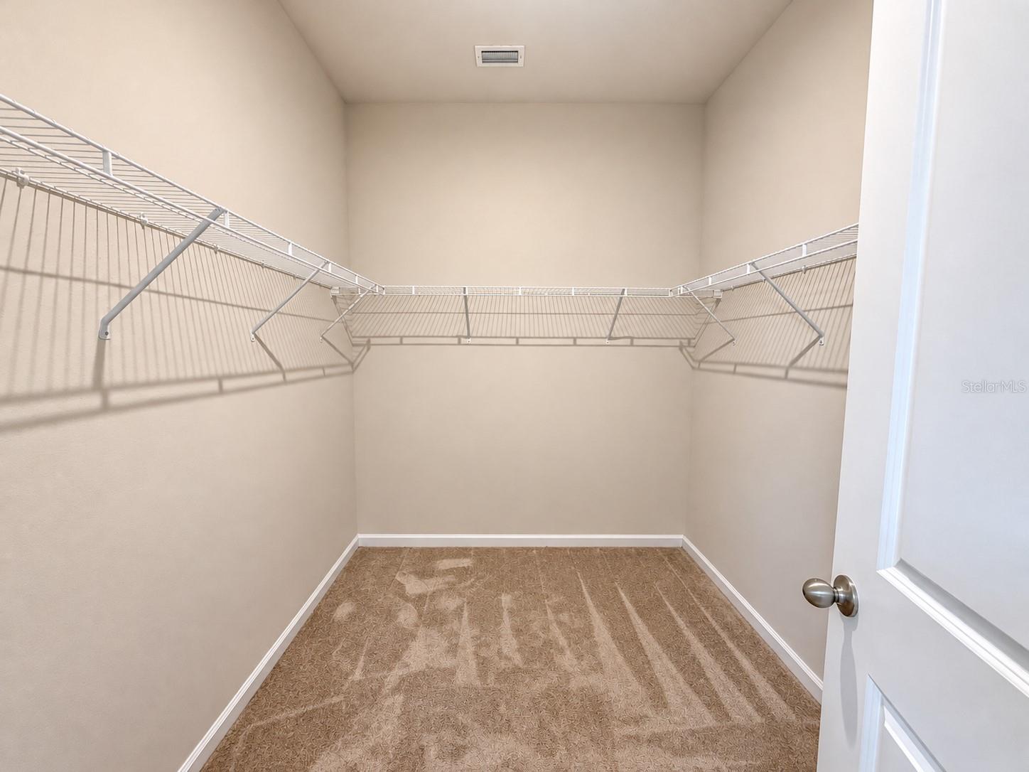 29307 MEADOWCROFT AVENUE, Wesley Chapel, FL 33544
