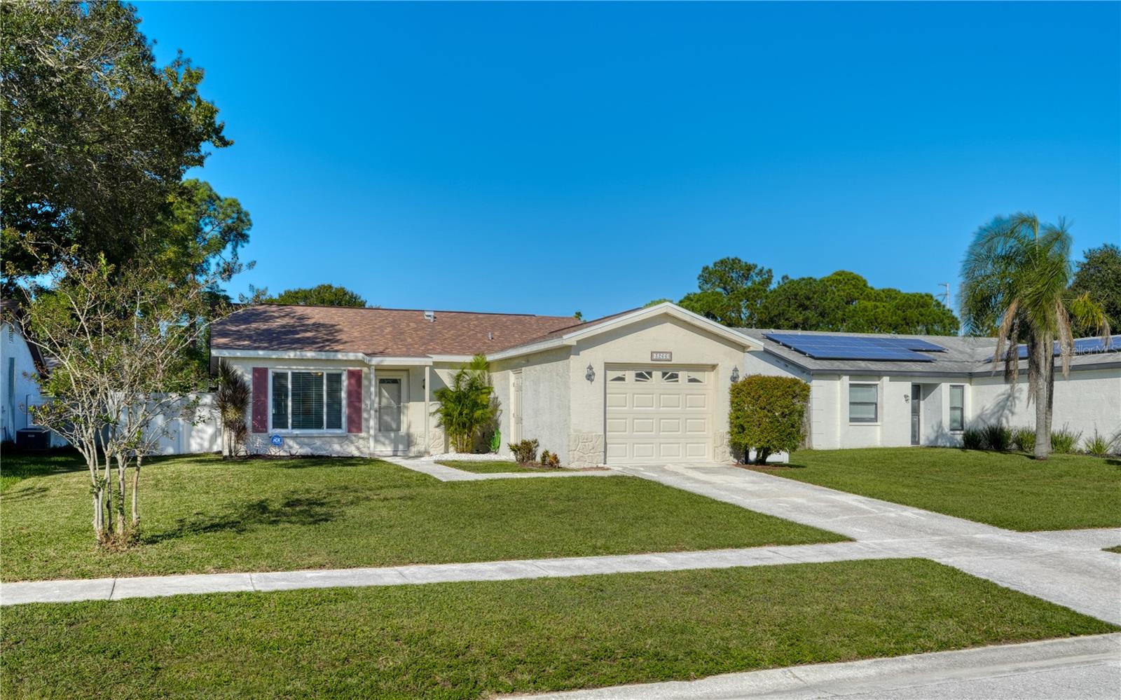 3266 PINE HAVEN DR, Clearwater, FL 33761