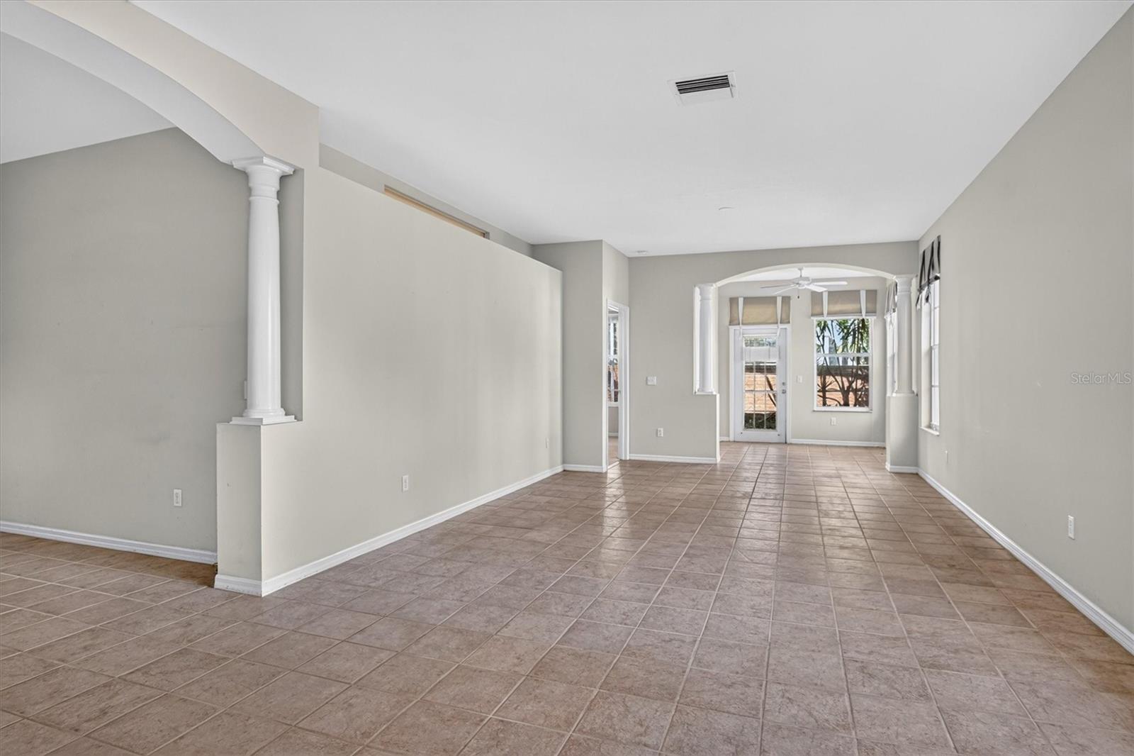 19122 DOVES LANDING DRIVE, Tampa, FL 33647