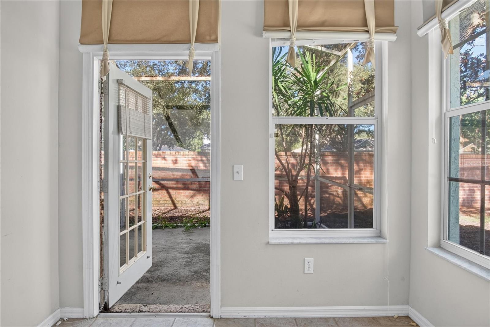 19122 DOVES LANDING DRIVE, Tampa, FL 33647