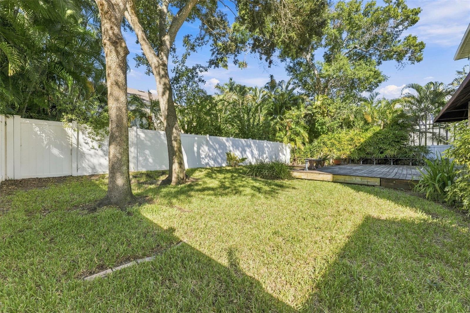 3215 OAK GREEN WAY, Tampa, FL 33611