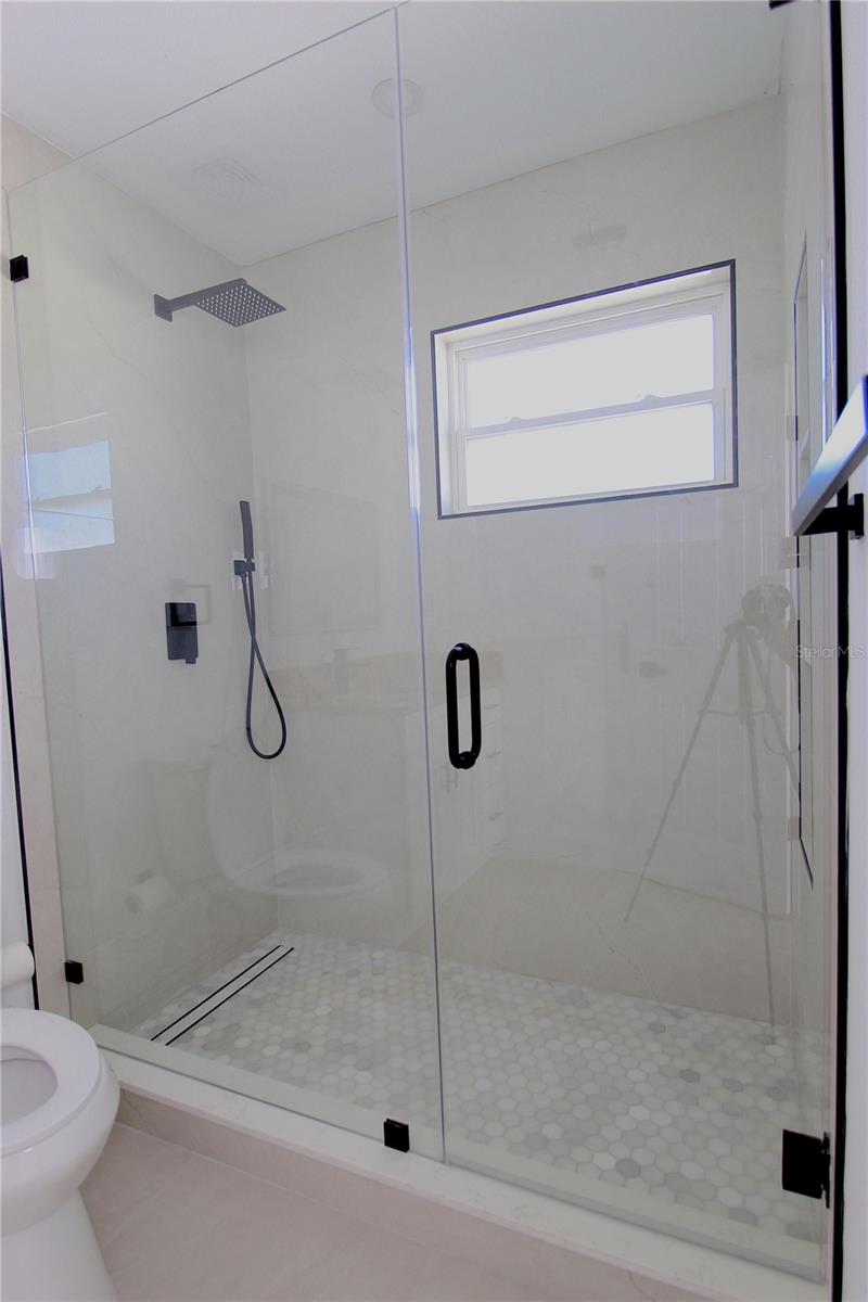 30205 69TH STREET N, Clearwater, FL 33761