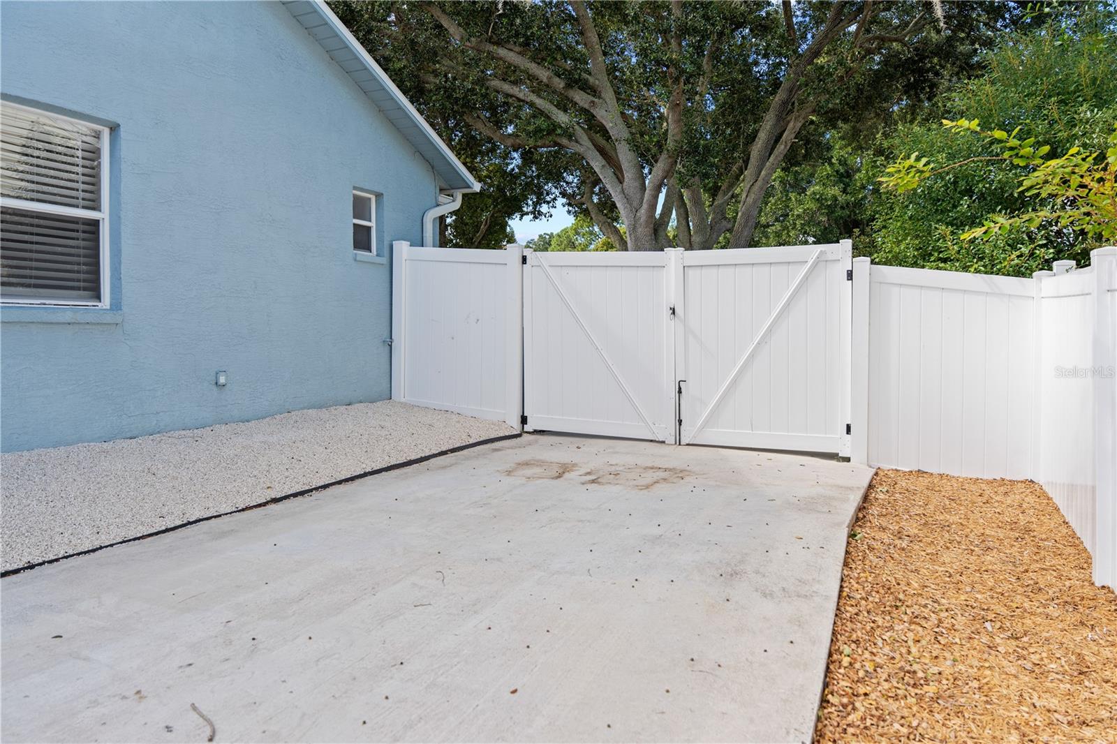 3937 LAKE SHORE DRIVE, Palm Harbor, FL 34684