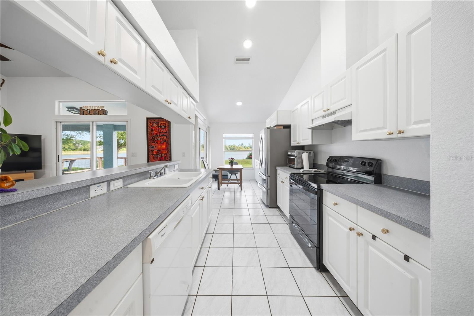 3937 LAKE SHORE DRIVE, Palm Harbor, FL 34684