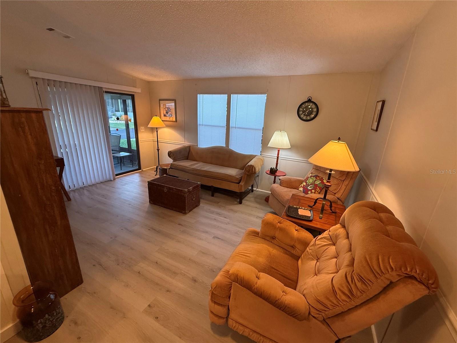 37542 PINATA AVENUE, Zephyrhills, FL 33541