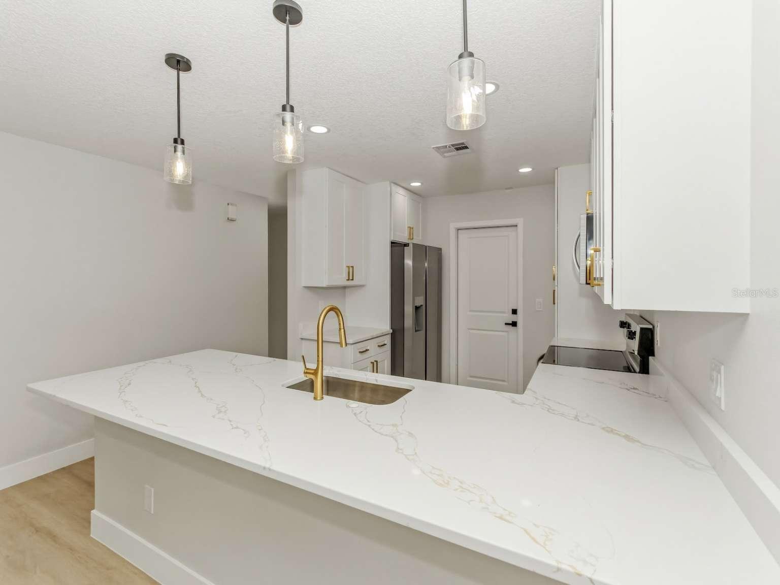 3058 GRACELAND COURT, Orlando, FL 32812 3058 GRACELAND COURT, Orlando, FL 32812