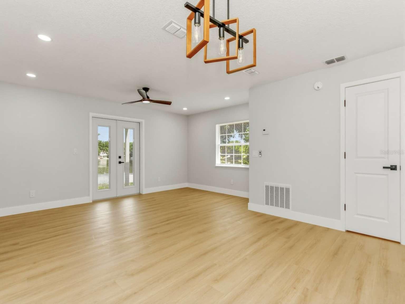 3058 GRACELAND COURT, Orlando, FL 32812