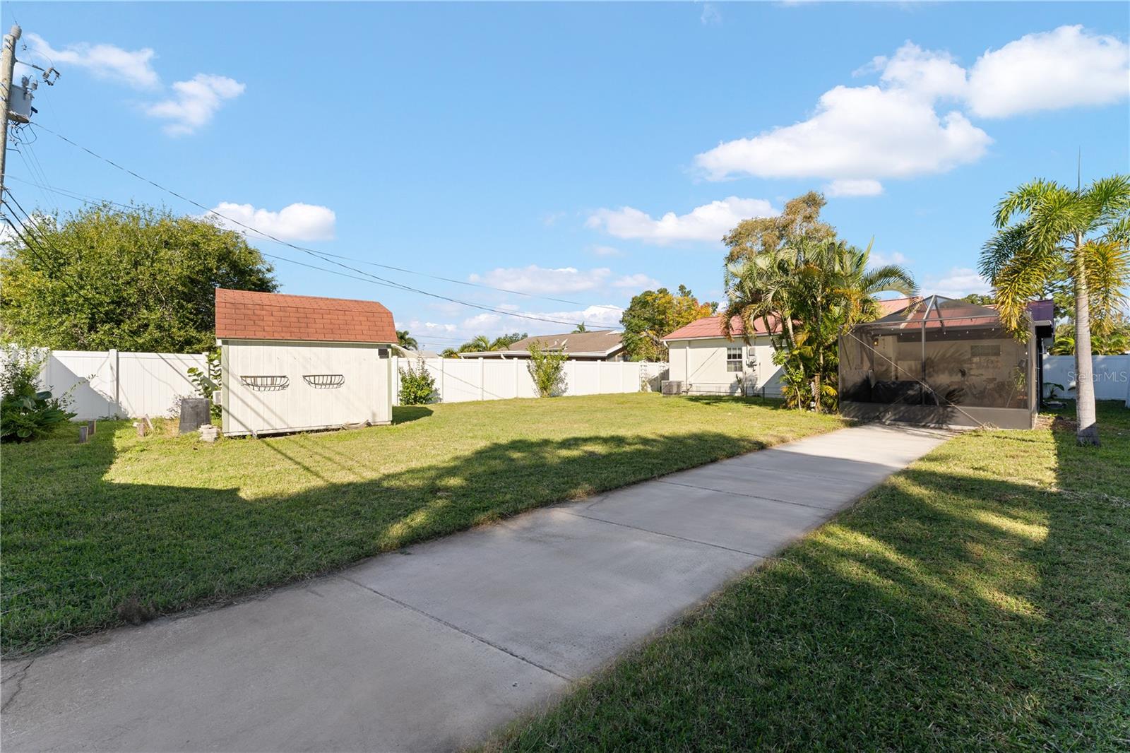 214 39TH AVENUE NE, St Petersburg, FL 33703