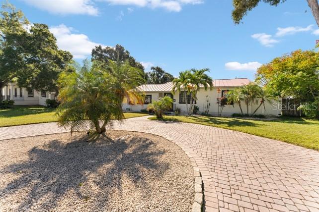 214 39TH AVENUE NE, St Petersburg, FL 33703