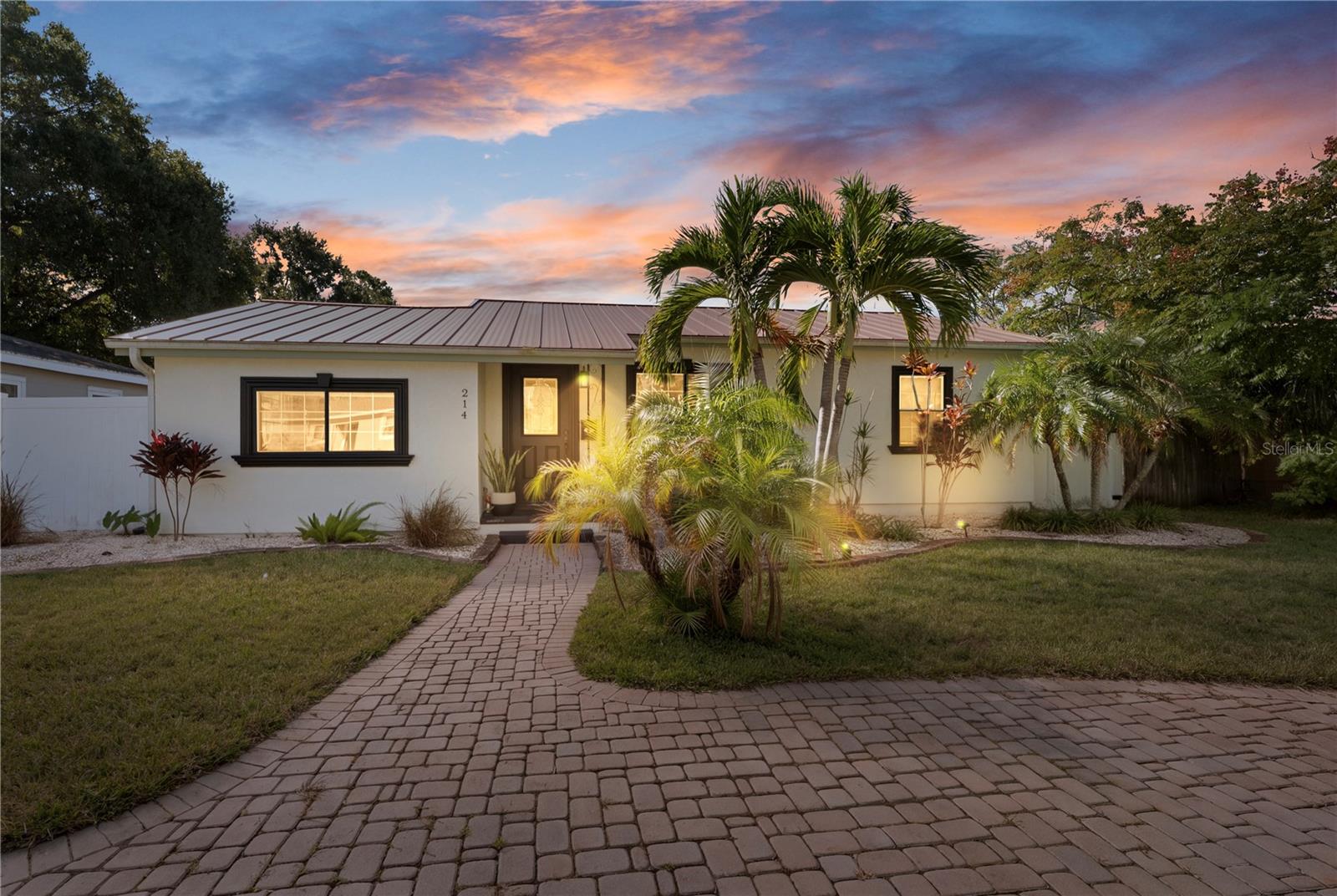 214 39TH AVENUE NE, St Petersburg, FL 33703