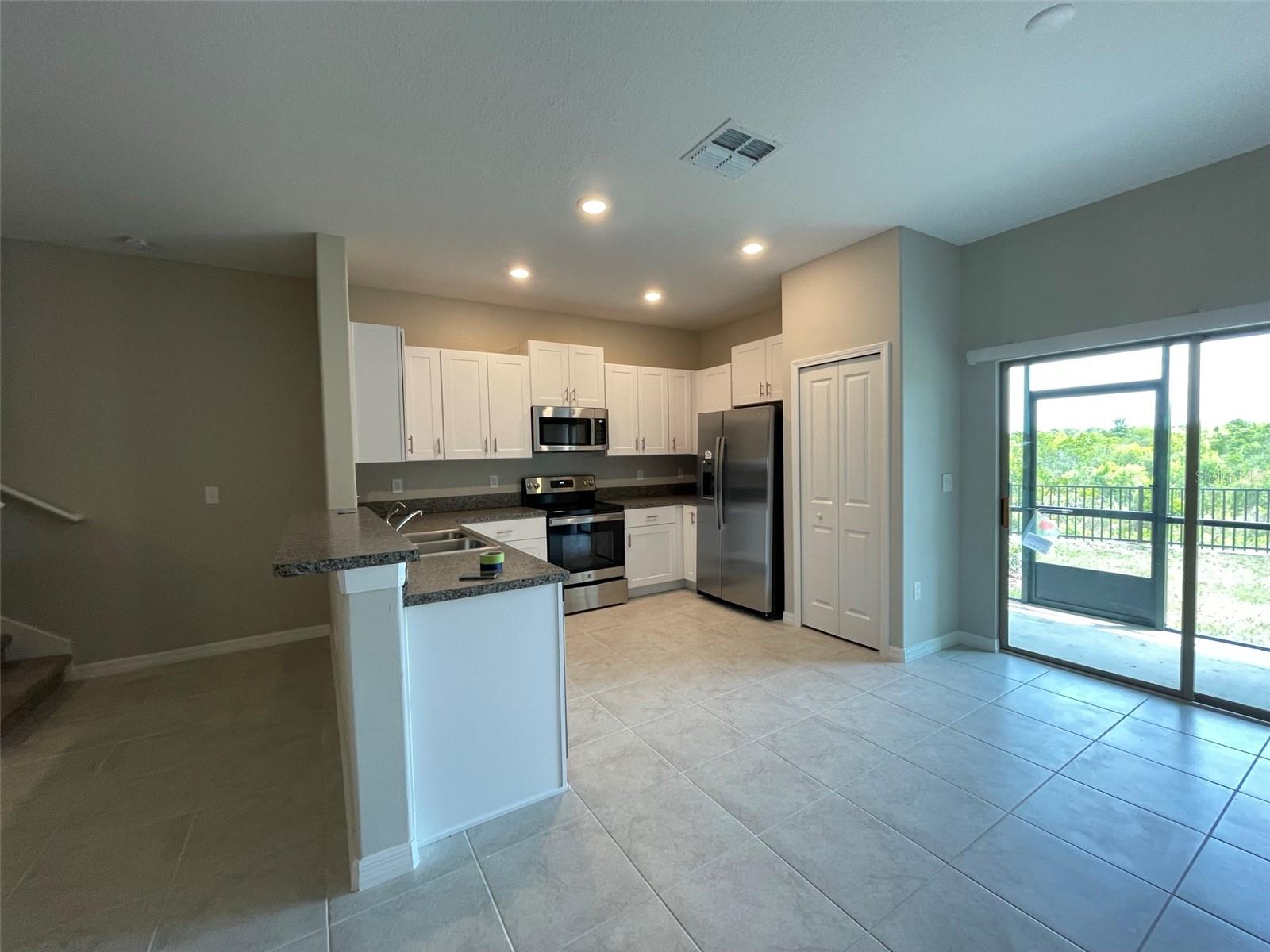 3519 BELLMEADE COURT, Wesley Chapel, FL 33543