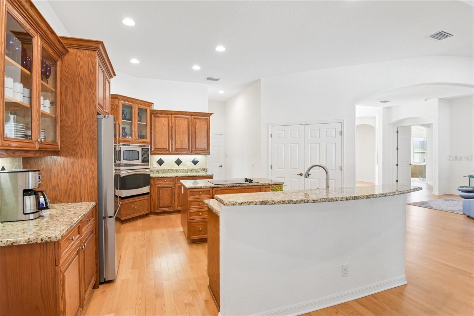 19818 SEA RIDER WAY, Lutz, FL 33559 19818 SEA RIDER WAY, Lutz, FL 33559