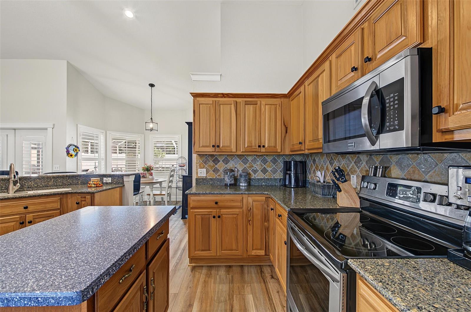 5294 HIDDEN OAKS DRIVE, Lakeland, FL 33811