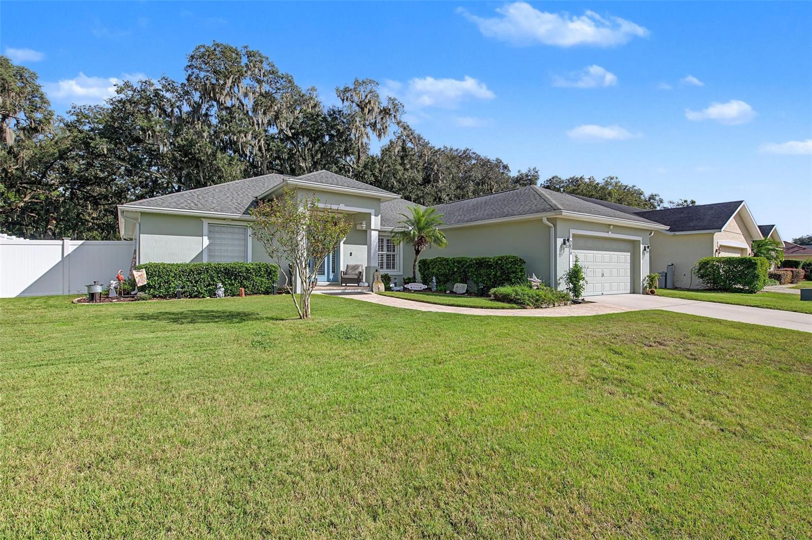 5294 HIDDEN OAKS DRIVE, Lakeland, FL 33811