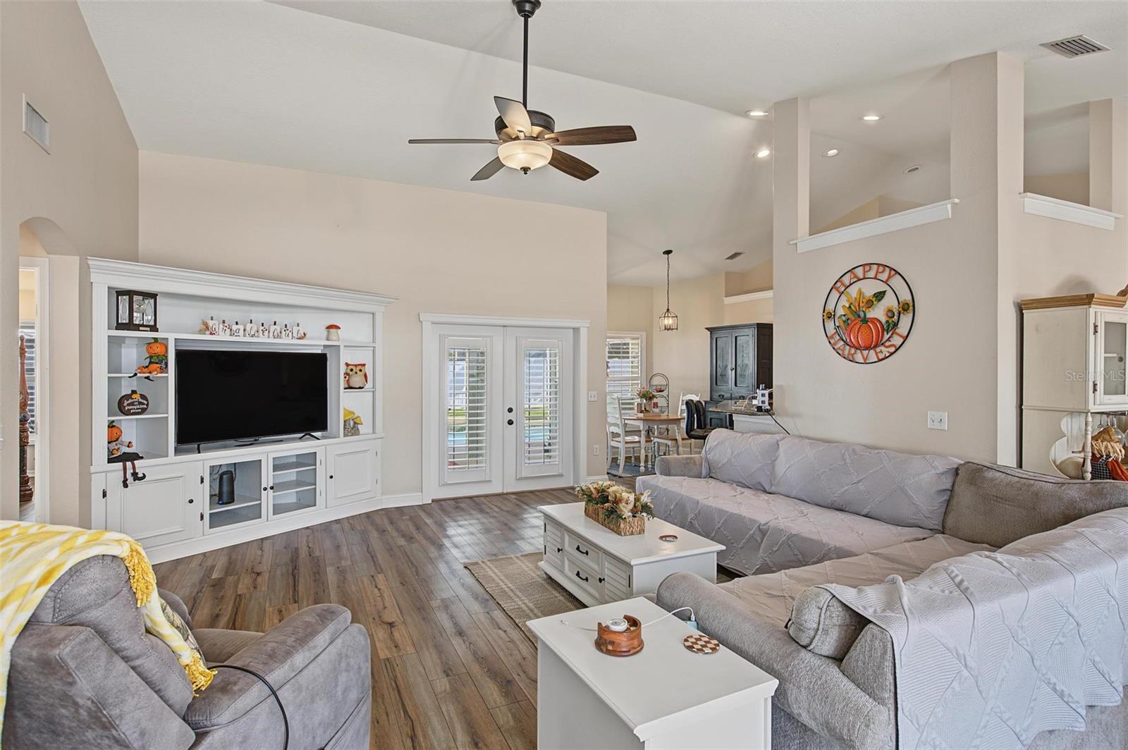 5294 HIDDEN OAKS DRIVE, Lakeland, FL 33811