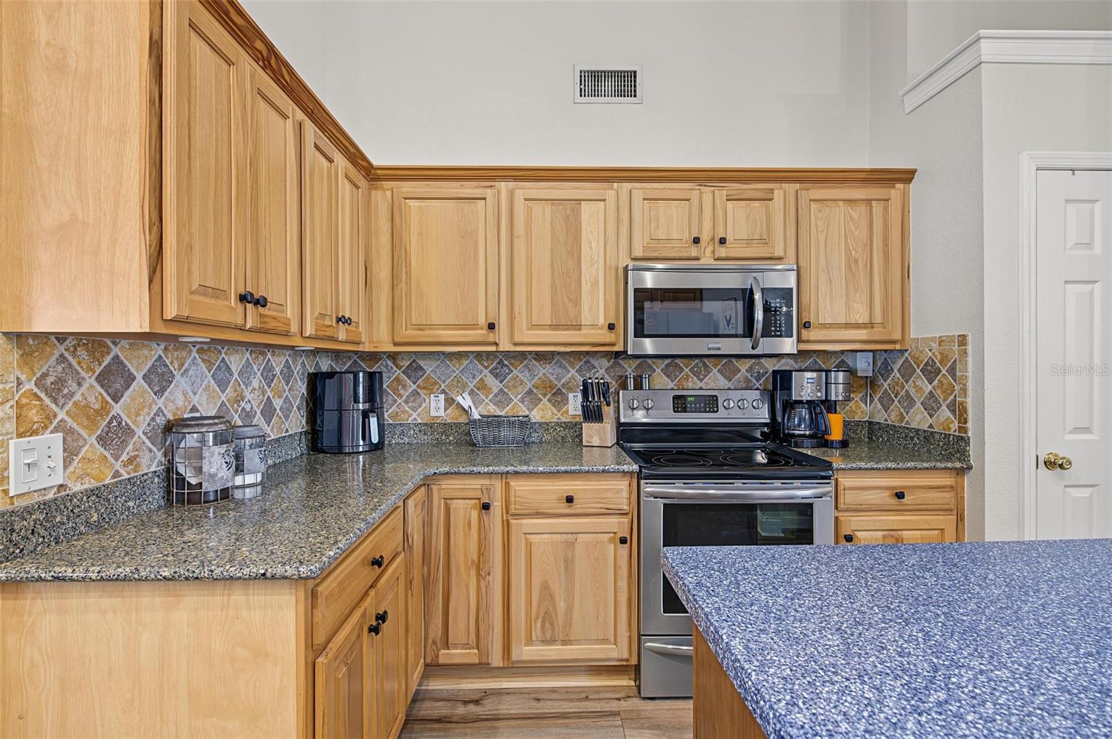 5294 HIDDEN OAKS DRIVE, Lakeland, FL 33811