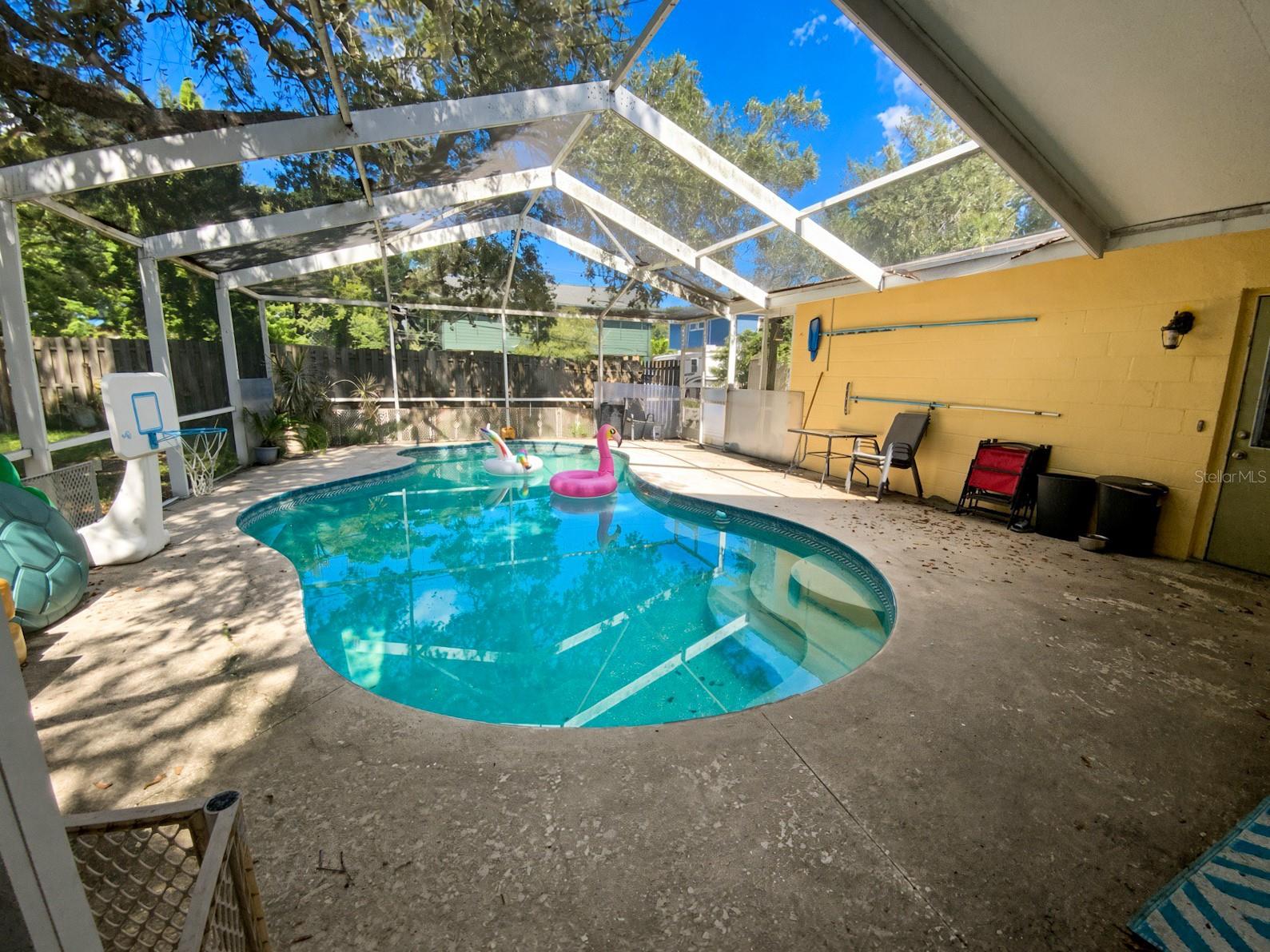 Pool